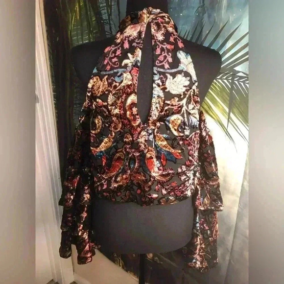 Venus Burnout cold shoulder Velvet Top size 2 - Picture 13 of 15